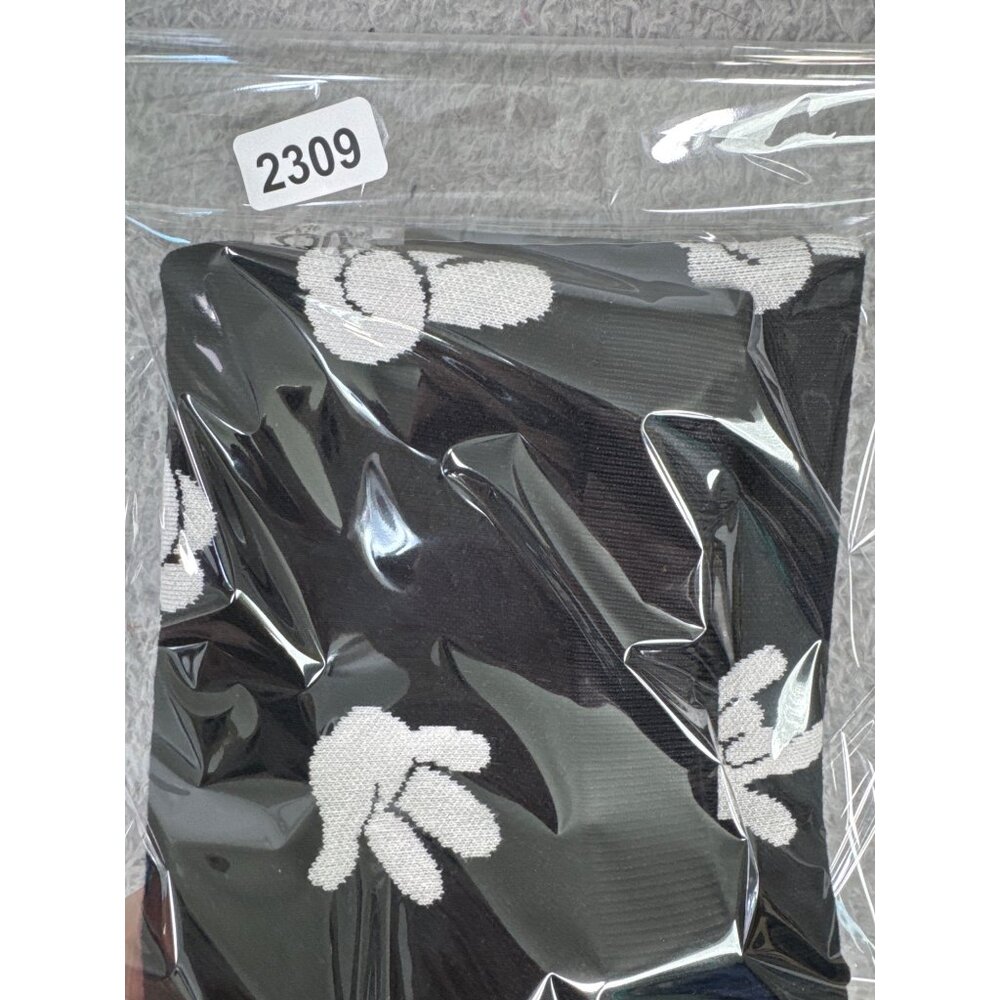 Puella Knit Soft Skirt Womens Black & White W/Character Hand Gesture Print - Picture 7 of 7